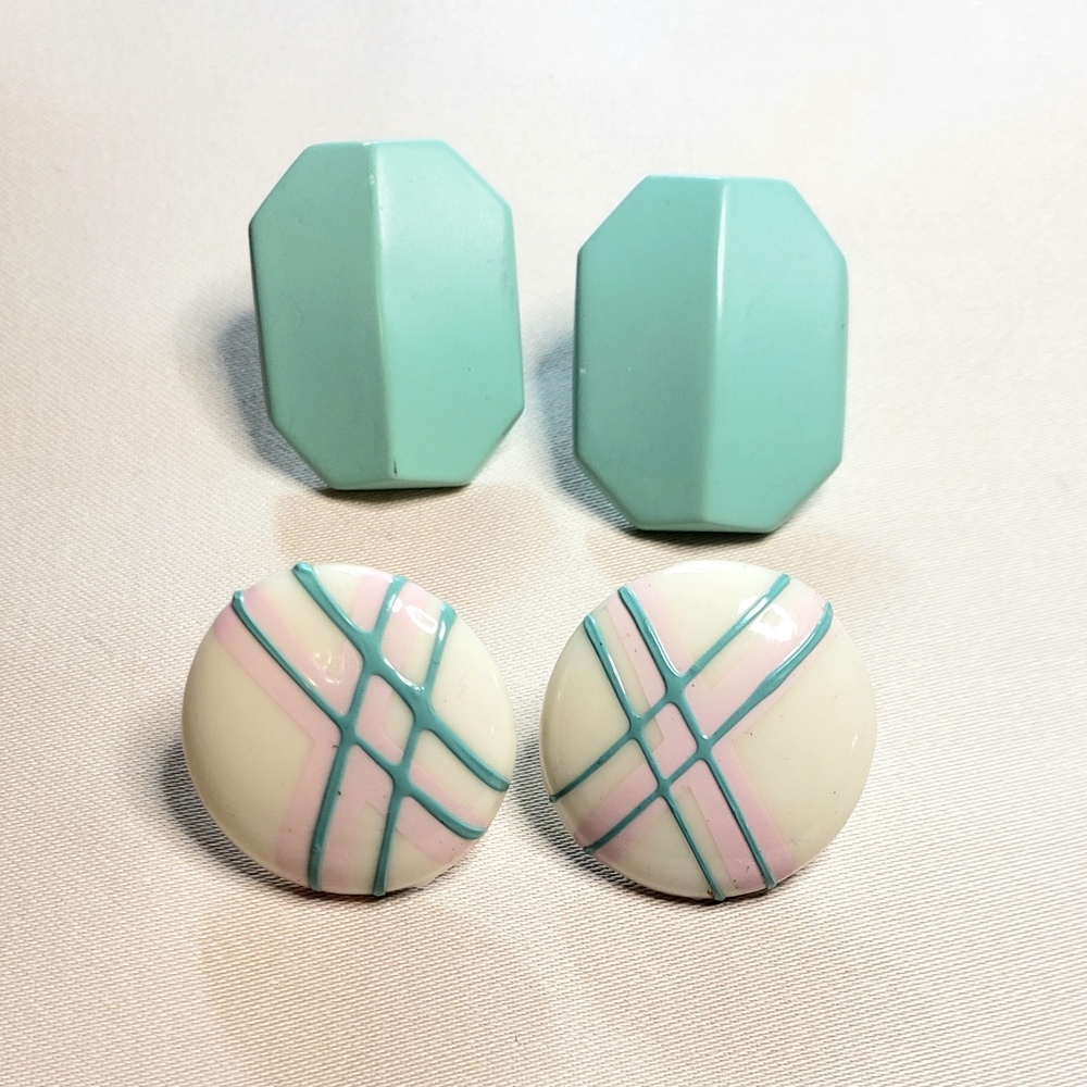 Vintage 80's Style Earing Set, in Mint and Pastel
